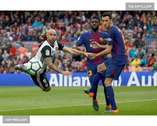 巴萨控球率与进攻纵深结合 边中配合撕裂对手防线