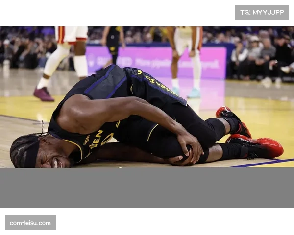 阿方索戴维斯右膝前交叉韧带撕裂 拜仁左路攻防体系受重创 阿方索戴维斯右膝前交叉韧带撕裂 拜仁左路攻防体系受重创